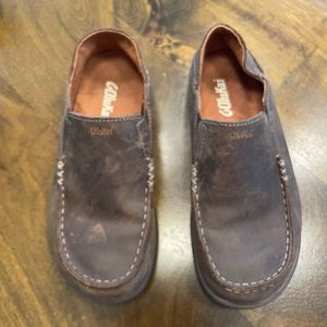 Boys Olukai Moloa size 3 leather slip ons